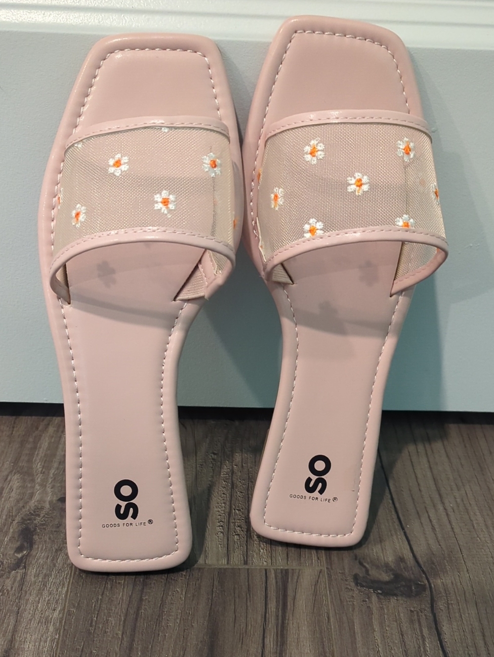 SO Light Pink Mesh Daisy Slide Sandals